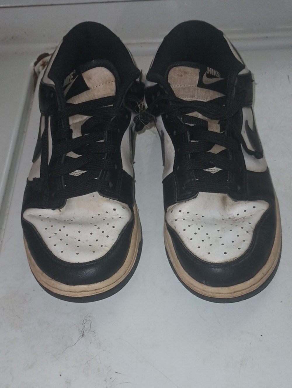 Nike Kids Black and White Low-Top Sneakers with Beige Accents
